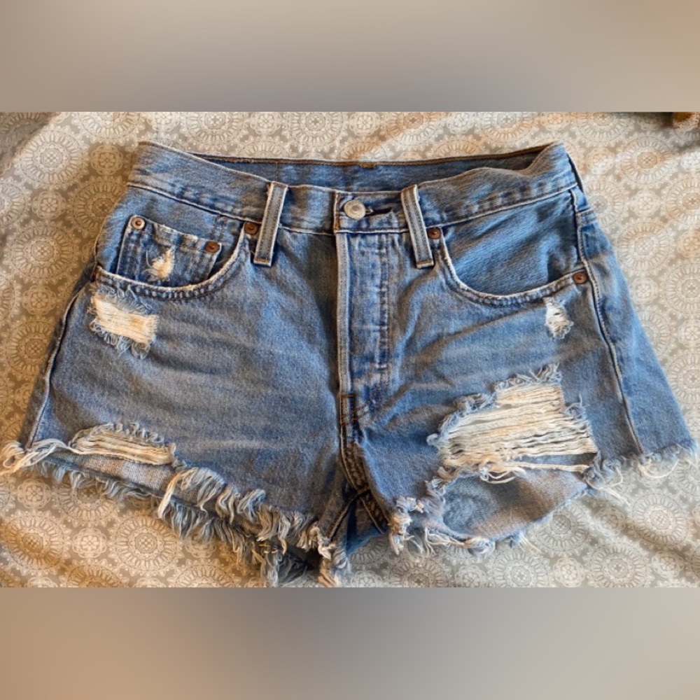 Levi’s distressed jean shorts